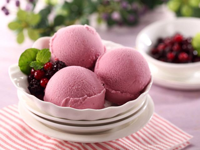 【果香系列 - 法式野莓口味 135ml獨享杯】甜中帶酸 漂亮誘人的天然紫紅色 女性超高人氣口味