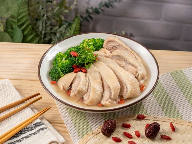 【醉雞腿(去骨腿)400g/包】南台灣自然放養土雞｜皮Q肉彈去骨腿，酒香中藥一口上桌