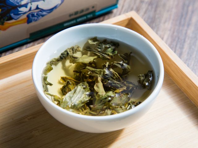 【醜醜茶 有機綠茶100g】健康蟲咬，健康的醜！