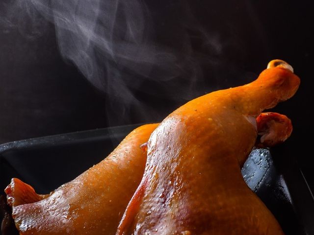 【果木小薰 煙燻雞腿一入 260g/份 】家傳近百年的家鄉味 湖南奶奶的獨家煙燻肉