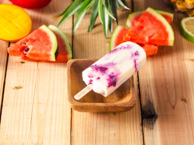 【冰菓 莓莓葛葛好 藍莓優格口味冰棒x1】冰封的果味 紫色漸層的夢幻顏色