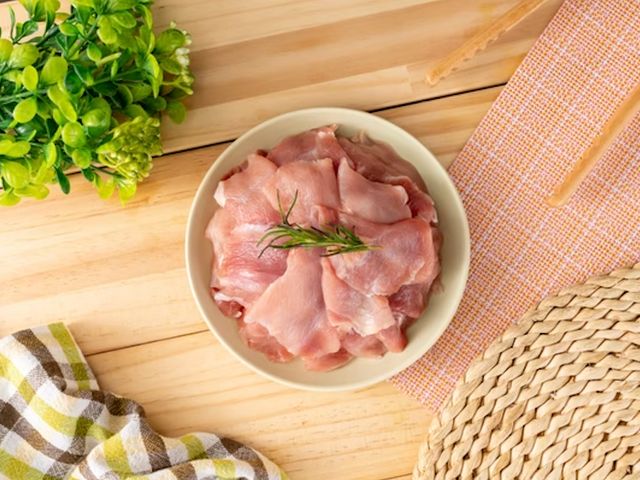 【生鮮雞腿肉片】南台灣自然放養土雞｜公雞腿切片 新鮮直送到府