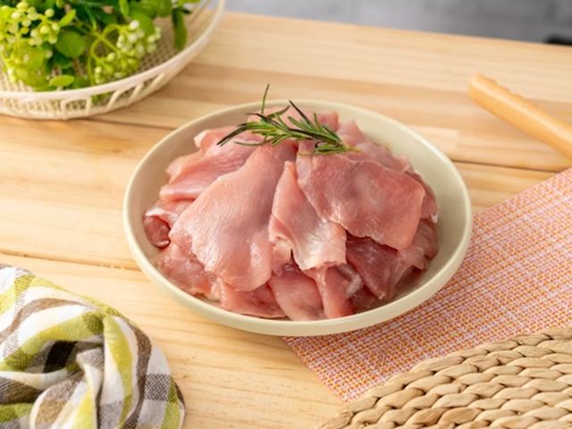 【生鮮雞腿肉片】南台灣自然放養土雞｜公雞腿切片 新鮮直送到府