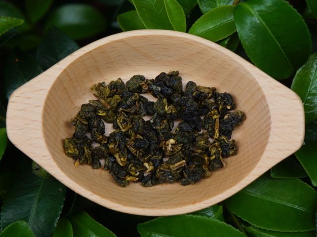 【阿里山烏龍茶 75克】來自台灣山林的天然滋味