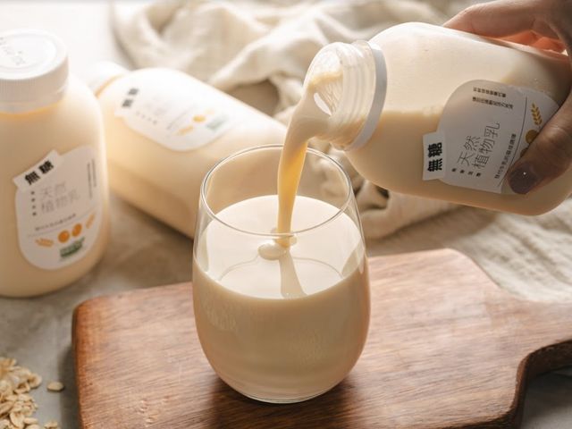 【2060太空吧 燕麥豆漿320ml 20入組】取代牛乳 天然植物乳植物奶首選