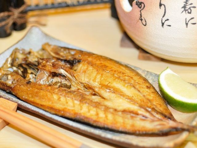 【竹筴魚一夜干】只要新鮮，簡單料理即是美味