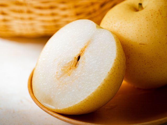 【台中梨山 高海拔新世紀梨10粒裝】秋天吃梨正當時 品嚐脆甜多汁的高山梨