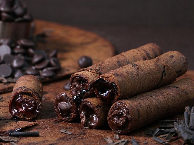 【黑巧克力愛餡蛋捲】堅持無添加 最天然香濃的滋味