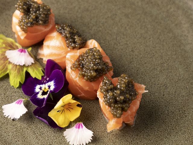 【樂山莊 頂級鱘魚子醬 30g】營養價值最高的魚種之一 黑色黃金<鱘龍魚魚子>