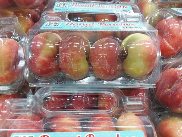 【美國空運 原裝進口加州蟠桃  3盒(4顆/盒)】神話傳說中的仙桃 脆的爽口軟的香甜 甜甜圈水蜜桃