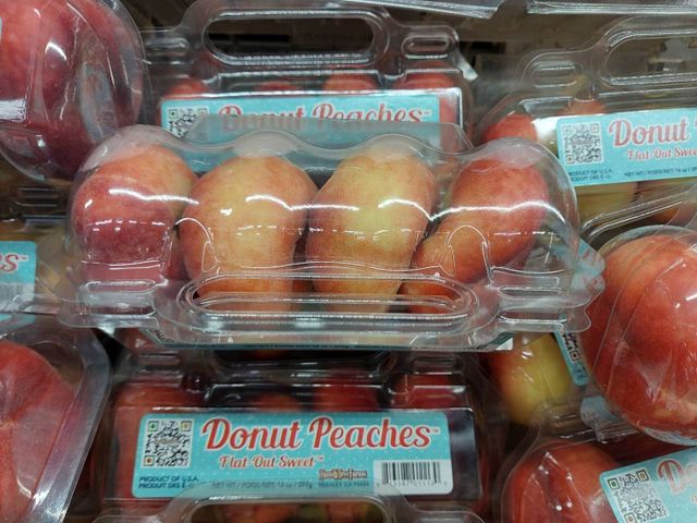 【美國空運 原裝進口加州蟠桃  3盒(4顆/盒)】神話傳說中的仙桃 脆的爽口軟的香甜 甜甜圈水蜜桃
