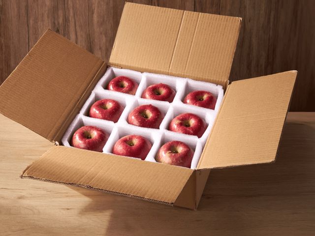【預購！(自用) 青森正一級富士蘋果-9入盒裝】#36日本富士 又脆又甜送禮首選