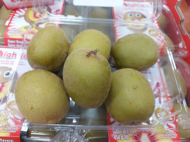 【網路爆款！美國紅心奇異果一箱(8盒)】皮薄、甜度高、酸味低、果香濃郁