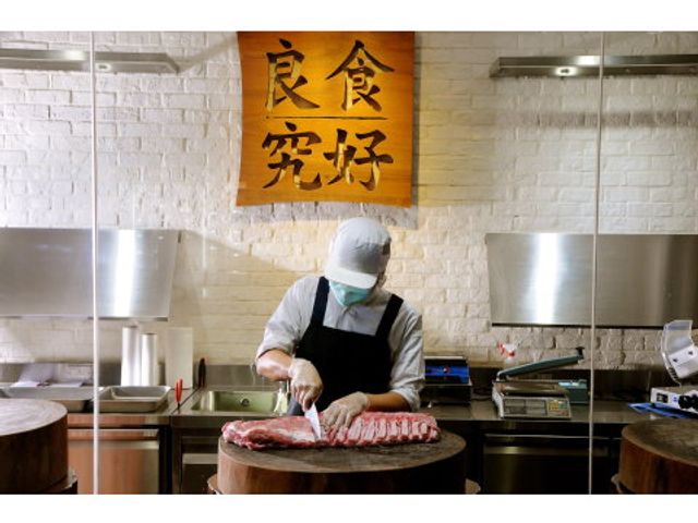 【究好豬 香滷腱肉 300g】由數種中藥熬製成私房滷汁滷製