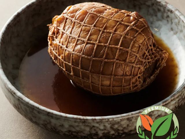 【究好豬 香滷腱肉 300g】由數種中藥熬製成私房滷汁滷製