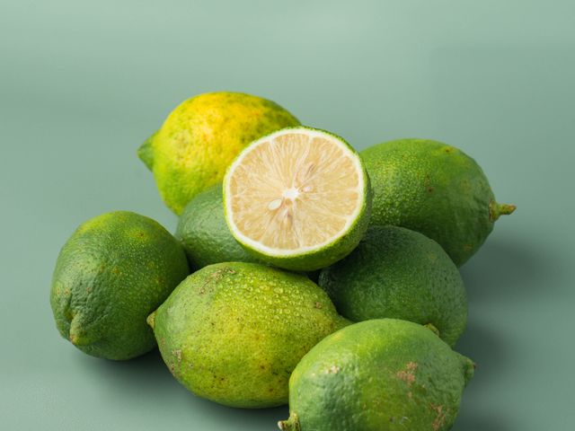 【新竹新埔 酸爽的檸檬(有籽)】清香又多汁 料理的好幫手