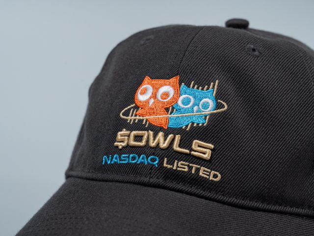 【限量！奧丁丁美國Nasdaq上市紀念棒球帽一頂】精緻刺繡 透氣通風 速乾材質