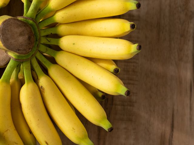 【南投竹山 新品種玫瑰蕉】小巧可愛 一口一根讓人欲罷不能～