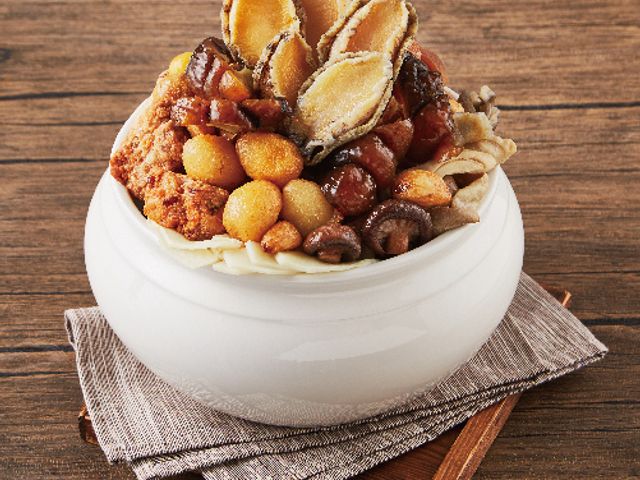 【年菜預購 ！馬舞春風年菜5件組（4-5人份）】好菜滿席，吃出整年的好運氣