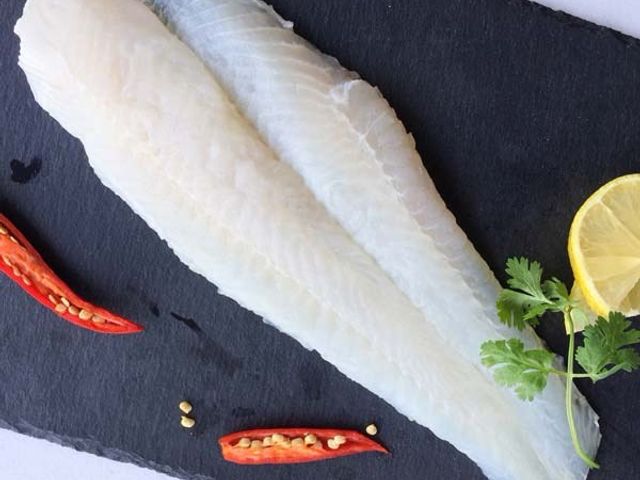 【頂級無膨發 巴沙魚片嚐鮮包(350g/包)】肉質綿密、無刺 是小孩與老人吃魚的首選