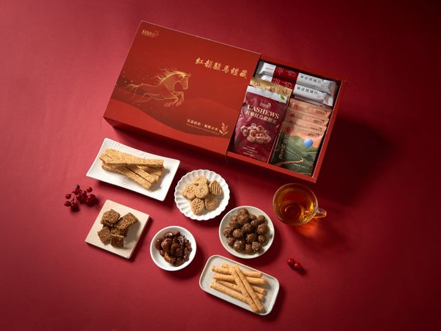 【駿馬報喜！德朱利斯 紅韻駿馬禮藏 禮盒】一盒承載祝福 好運馬上到