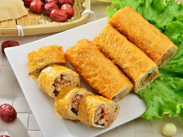 【南門市場 老林記 香薰素茶鵝 全素(330g)】千張夾素菜 酥脆爽口