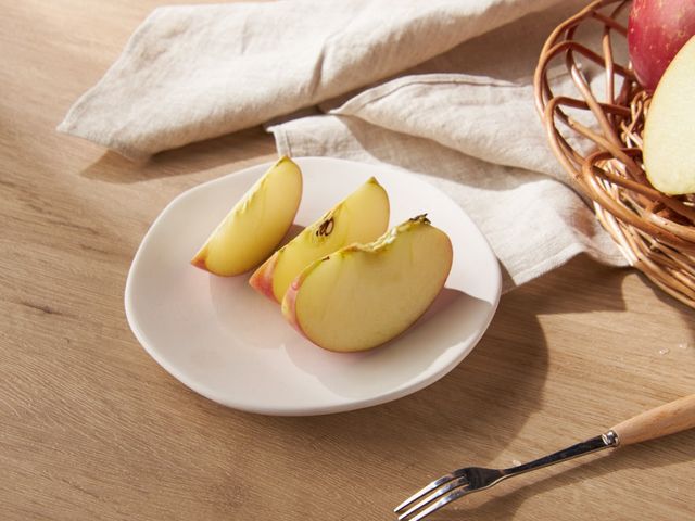 【給你好氣色！美國富士蘋果九宮格裝】#72等級 果肉脆甜多汁 送禮自用都尬意