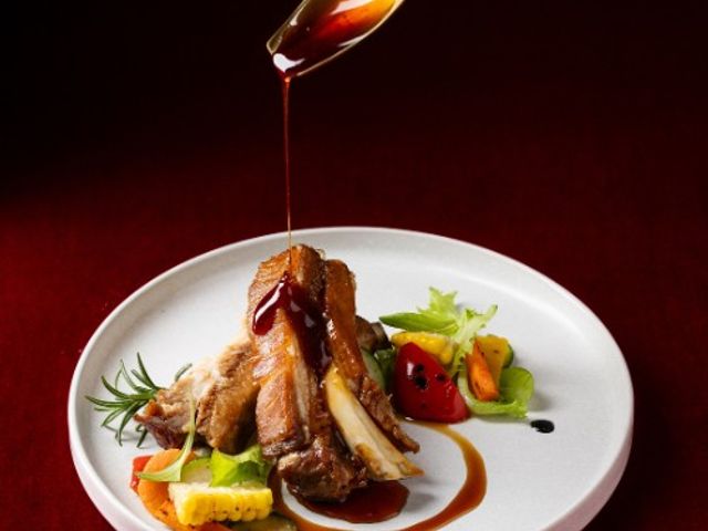 【春節限定！香草豬 蜜醬聖路易肋排】調味簡單純粹 100%無添加