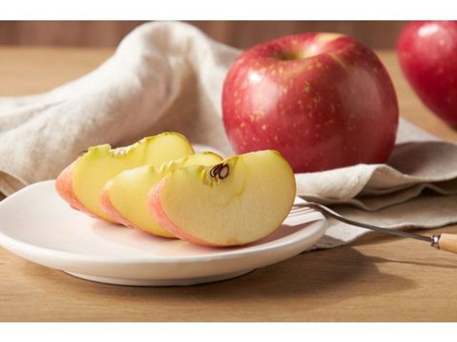 【初三神馬攏有！綜合水果箱(4~5樣隨機當季水果)】台灣在地+國外進口水果 在家就能環遊世界