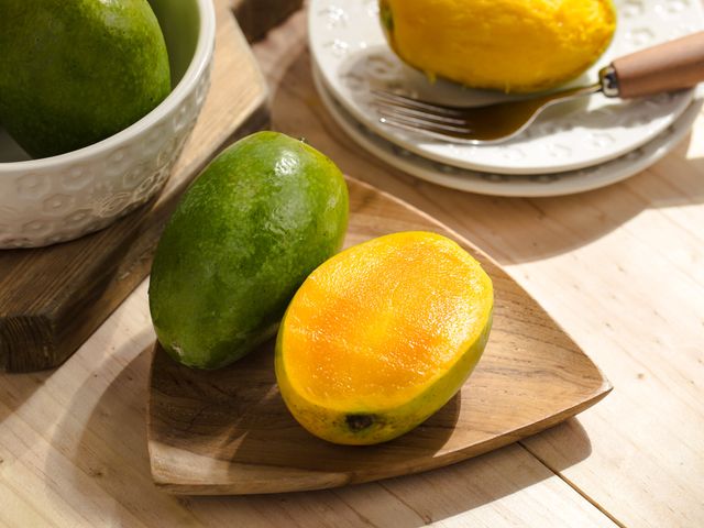 【初五開工芒起來！屏東三地門 毛家土芒果自用級5公斤(約35顆)】 濃香爆汁土檨仔，讓你旺運一整年！