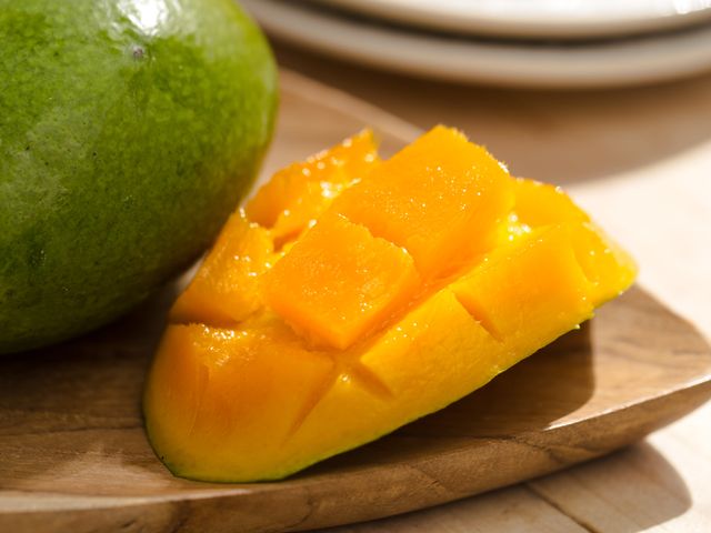 【初五開工芒起來！屏東三地門 毛家土芒果自用級5公斤(約35顆)】 濃香爆汁土檨仔，讓你旺運一整年！