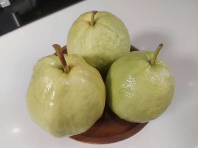 【2箱8折！台南玉井 脆甜珍珠芭樂5斤裝x2箱】顆顆套袋 爽脆又甘甜