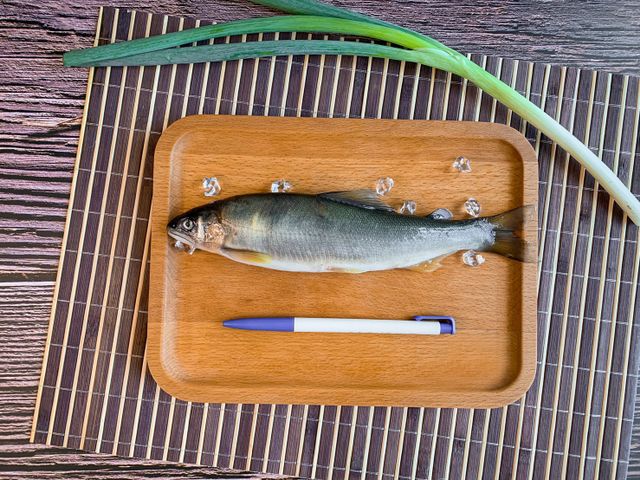 【富春水產 大尾極品公香魚冷凍盒裝(7~8尾)】宜蘭在地養殖香魚｜日本料理等級嚴選