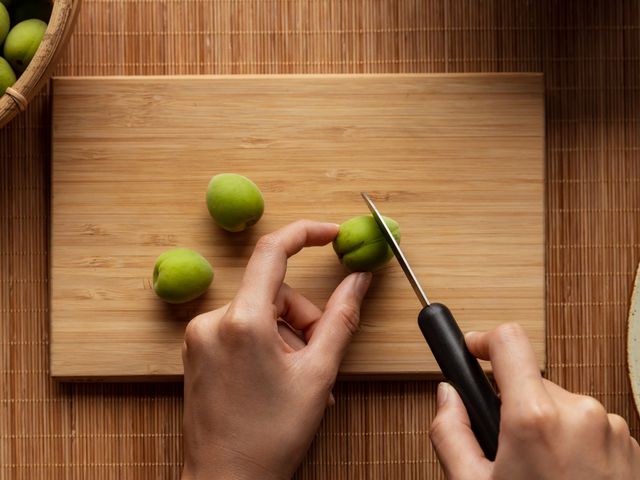 【預購！高雄甲仙 阿岳哥的手採無毒青梅】梅子籽小肉厚又硬酸度高 釀梅酒Q梅都適合