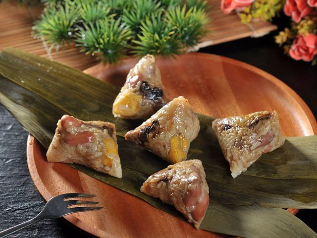 【端午必吃 迷你一口粽 每串10顆】一口一顆剛剛好，不怕吃了有負擔的粽子