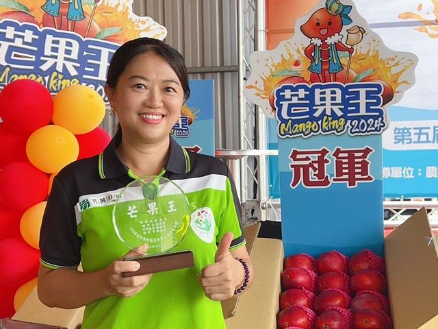 【搶先預購！屏東枋寮 自用特級愛文芒果箱裝】榮獲芒果王冠軍｜一入口爆汁的夏日王者