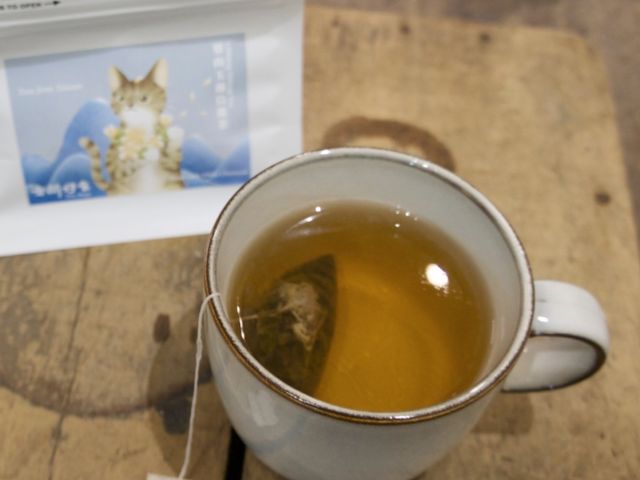 【方間好食 梨山玉蘭烏龍茶包 1包(2.5gx12入/包) 】熟悉的街邊白花香氣