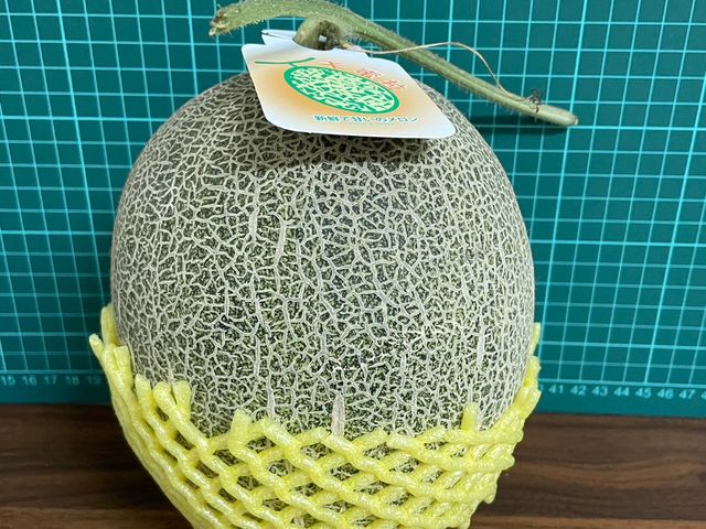【限時優惠！有機卡蜜拉洋香瓜 8-10顆裝(18斤裝）】哈密瓜皮薄果肉甜似西瓜 離地吊瓜溫室不淋雨栽培