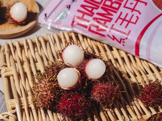 【五甲木 - 泰國冷凍帶殼紅毛丹500g/包】東南亞版荔枝，肉多鮮甜超消暑！