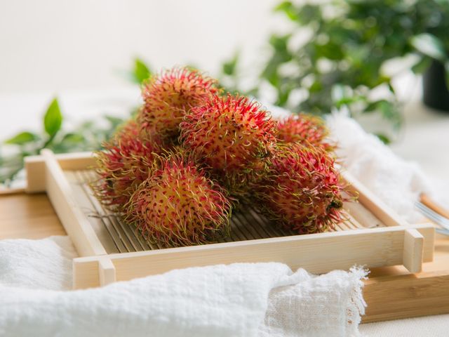 【產季極短！鮮採紅毛丹五斤裝】鮮嚐國產紅毛丹 果色鮮紅甜美多汁