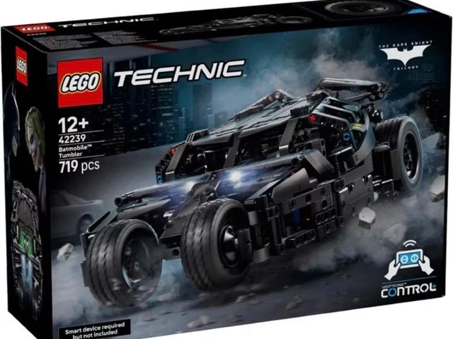 【樂高 LEGO 42239 科技系列-蝙蝠車 Batmobile™ Tumbler 】