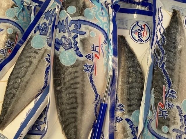 【進口鮮貨！挪威鯖魚片2盒 (特特特大)】細嫩厚切、油脂爆香，一烤就上桌