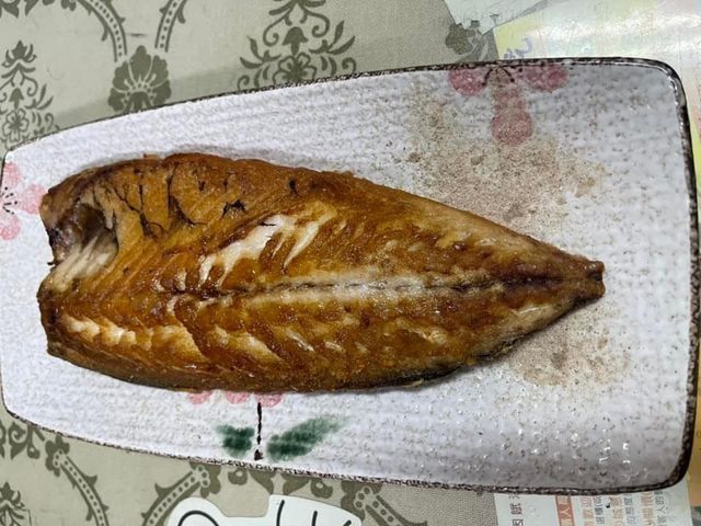 【進口鮮貨！挪威鯖魚片2盒 (特特特大)】細嫩厚切、油脂爆香，一烤就上桌