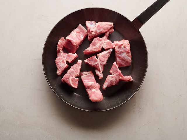 【究好豬 龍骨 300g】帶肉龍骨丁 煮肉骨湯、熬高湯的必勝絕招
